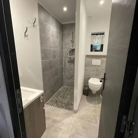 Vakantiehuis Bergerie Entierement Renovee Viggianello