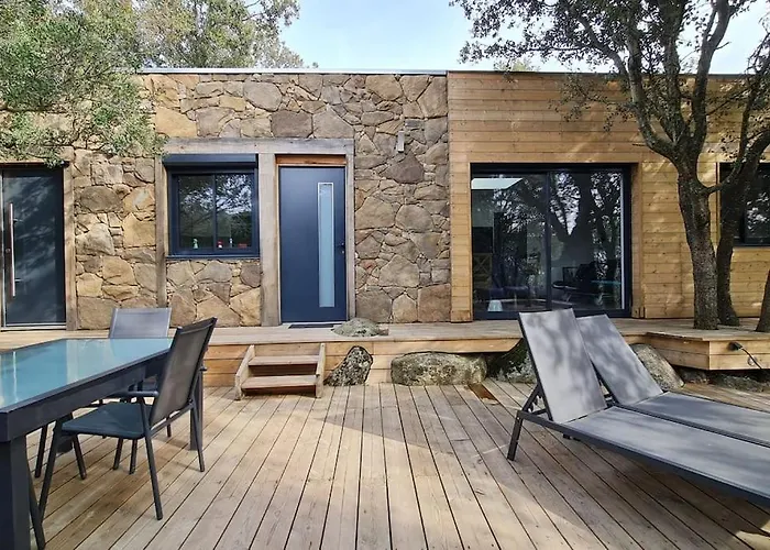 Prázdninový dům Bergerie Entierement Renovee